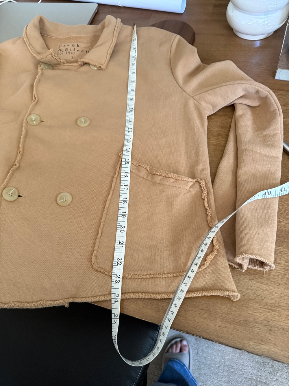 Frank and Eileen Mini Belfast Cropped Sweatshirt Peacoat in Camel Size L - Picture 12 of 12